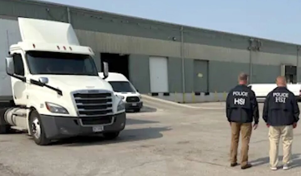 Trump admin investigating 75 truck driver schools for fraud, helping non-citizens get licenses