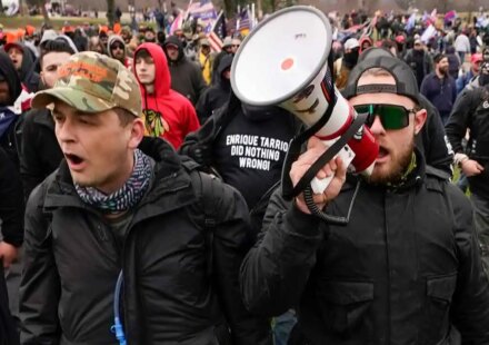Trump-appointed judge dismisses Jan 6 prosecution of four Proud Boys