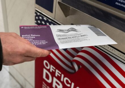 Trump asks Supreme Court to allow mail-in voting restrictions