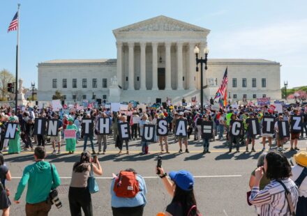 Trump asks Supreme Court to rehear birthright citizenship
