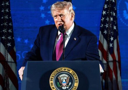 Trump delivers America 250 speech after lightning delay on the Mall