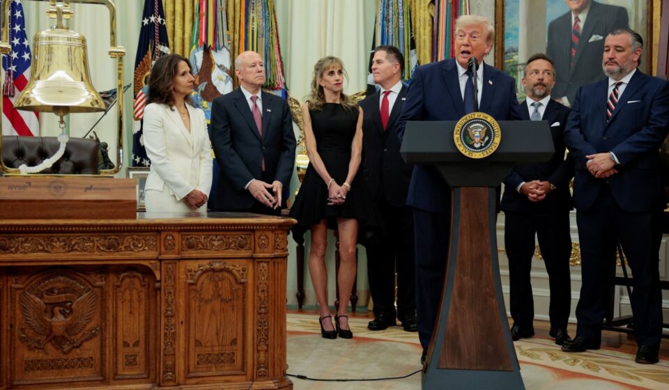 Trump plugs Dell at White House opening bell, shares soar