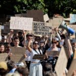 Ukraine: Protest in Kyiv after Zelenskyy ousts defense minister