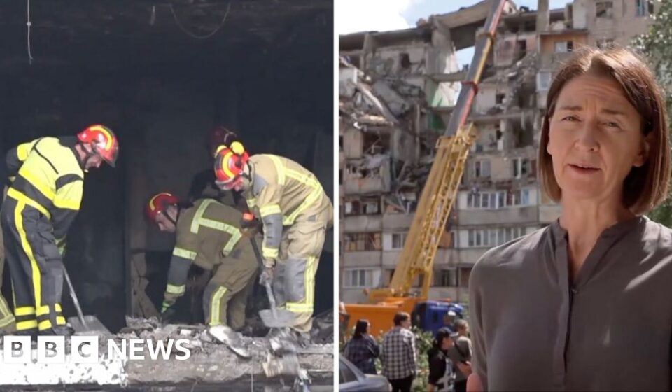 Ukraine: Russian attack leaves gaping hole in Kyiv building