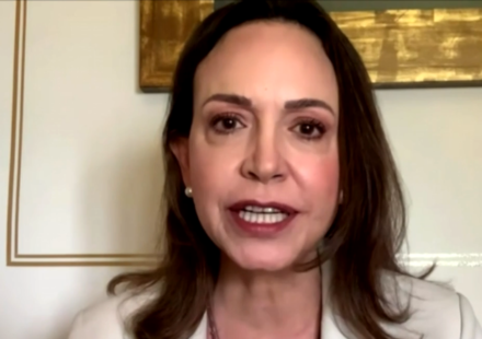 Venezuela: Machado dice que vuelve a Venezuela, aunque no da una fecha estimada