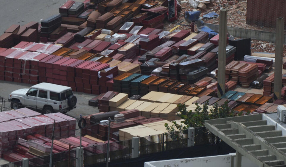Venezuela quake death toll rises to nearly 3,000 as tens of thousands still reported missing