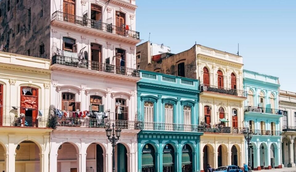 Viajar a Cuba en 2026: lo que ninguna agencia te cuenta sobre alojarse en la isla hoy