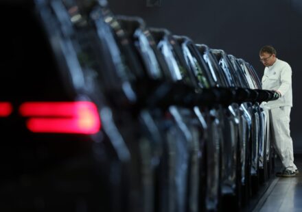 Volkswagen profit falls, revises down full-year revenue outlook