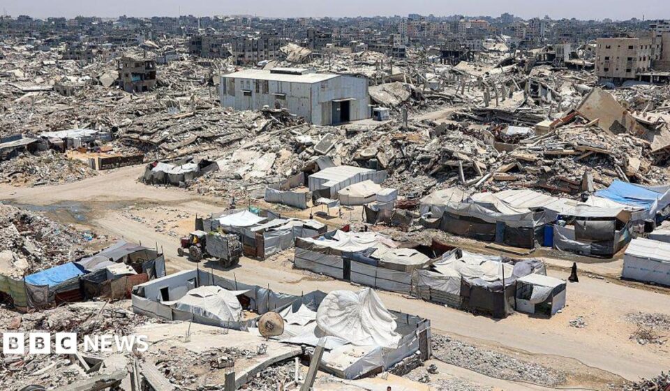 What's in the Gaza peace deal roadmap?