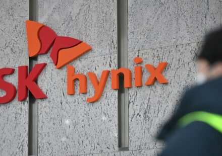 Where Jim Cramer stands on SK Hynix's massive offering