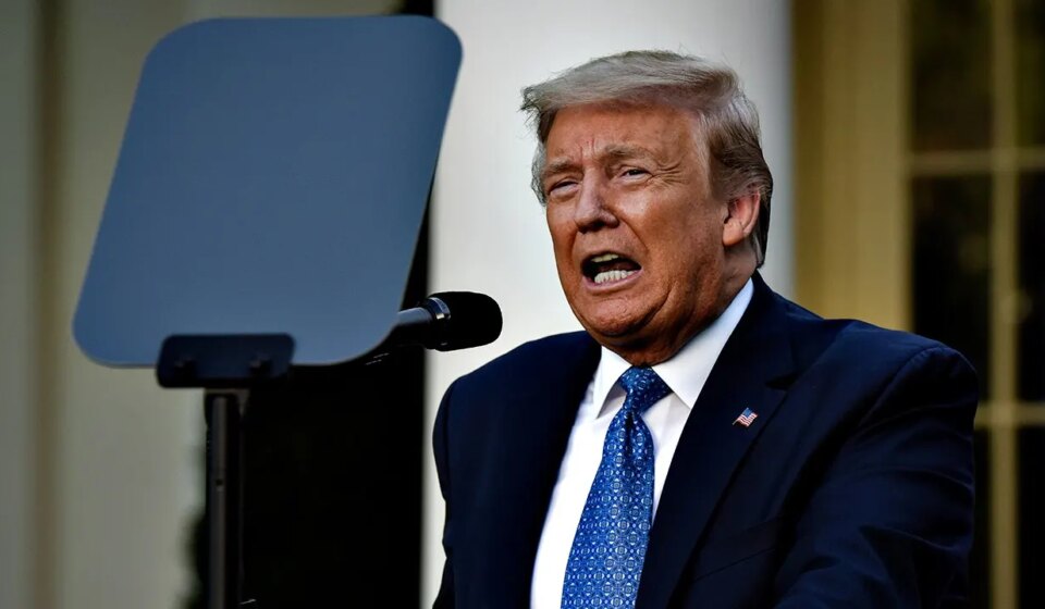 White House teleprompter operator accused of betting on Trump speeches