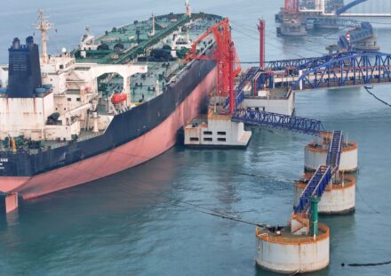 Why Iran may find it difficult to clear its oil inventories even after sanctions relief