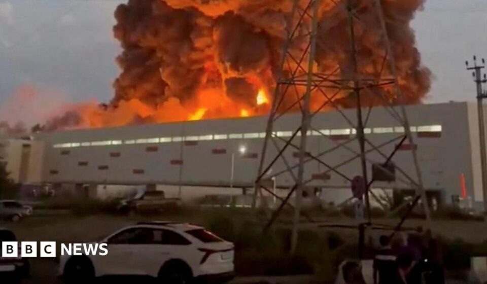 Wildberries: Russia's businesses under strain from Ukraine's attacks on retail warehouses