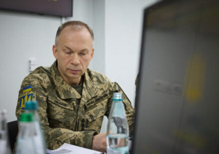 Zelensky sacks Ukraine army chief Oleksandr Syrsky