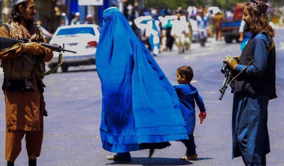 Afganistán: Kabul, una ciudad borrada tras cuatro años de dominio talibán