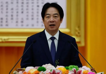 Asia: Taiwán no aceptará la "infiltración" ni el "terror rojo" de China, dice su presidente