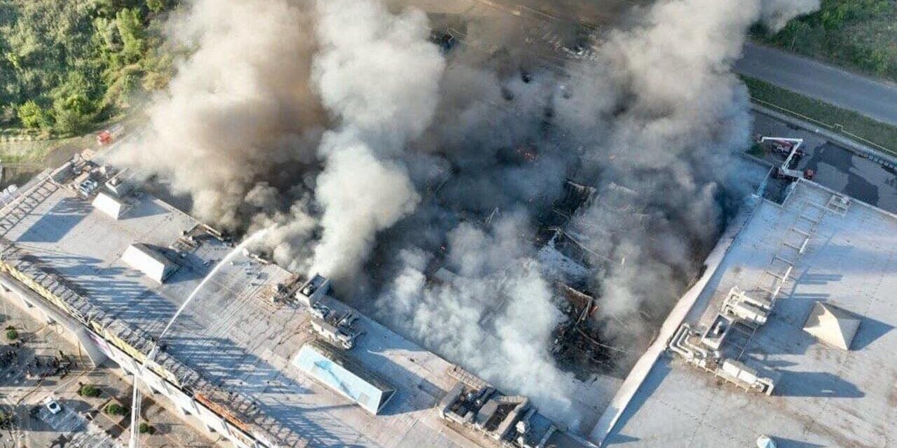 Back-to-back Russian drone strikes kill 14 people in Ukraine shopping centre