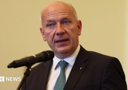 Berlin is being blackmailed by hackers, mayor says