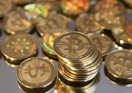 Bitcoin on track for 20% weekly gain as investor optimism floods back