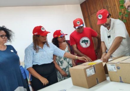 Brasil: El Movimiento Sin Tierra dona siete toneladas de medicamentos a Cuba