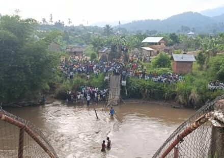 Bridge collapse in DR Congo reignites debate about mining revenues