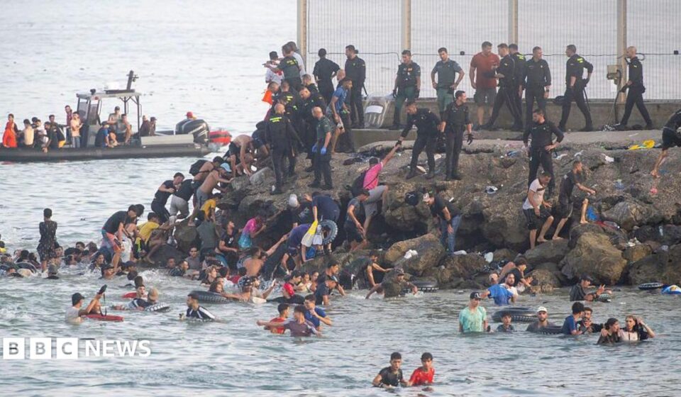 Ceuta: EU calls for stronger borders after migrant crossings into Spanish territory