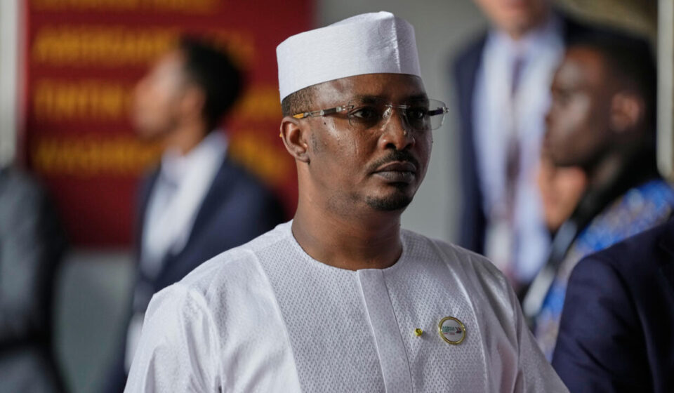 Chadian President Déby pardons jailed main rival and 8 opposition leaders