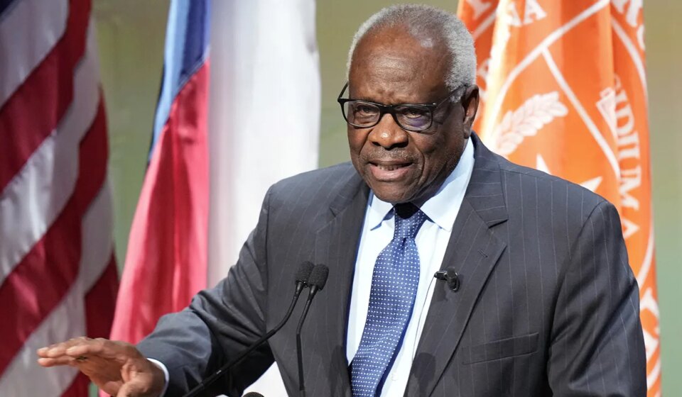 Clarence Thomas says race shouldn't dictate how Black people think