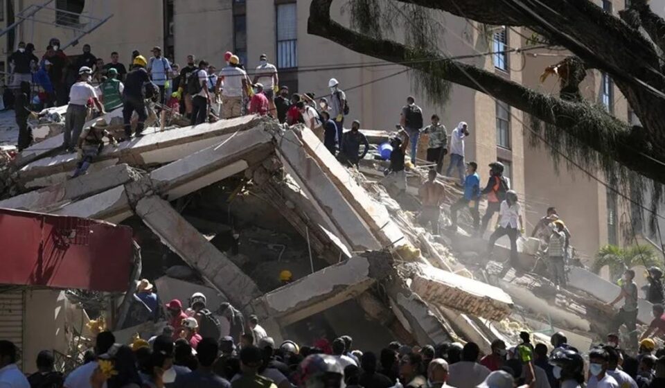 Colombia: Más de 130 muertos y hospitales desbordados por el terremoto