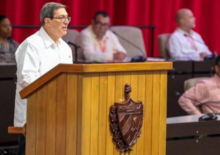 Cuba-EE UU: Cuba califica de "política genocida" la renovación del embargo de EE UU