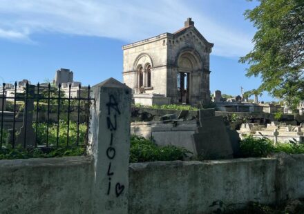 Cuba: "Se roban las rejas del cementerio de Guanabacoa"