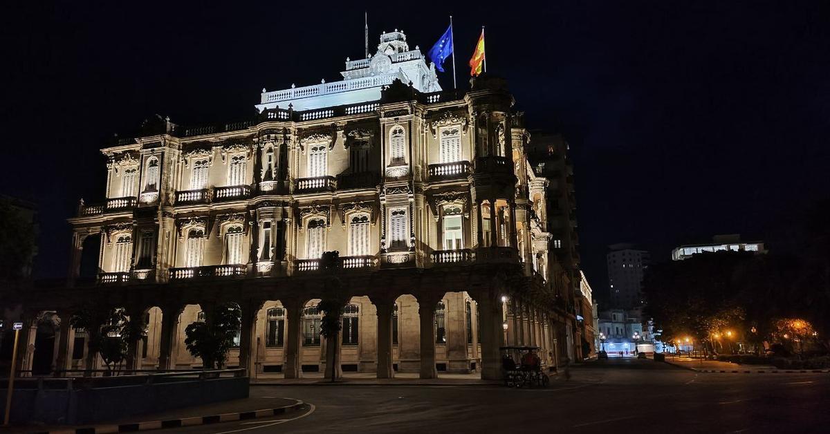Deudas: Un informe pide a España que rompa con la "cleptocracia" cubana