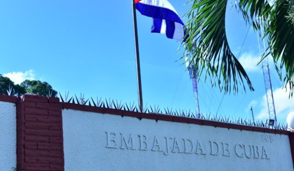 Diplomacia: República Dominicana expulsa a nueve diplomáticos cubanos
