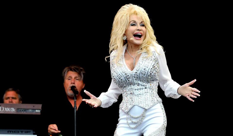 Dolly Parton refused politics and declined Medal of Freedom twice