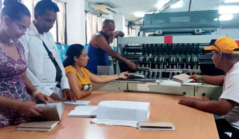 Educación: Las empresas privadas apadrinarán escuelas en Camagüey