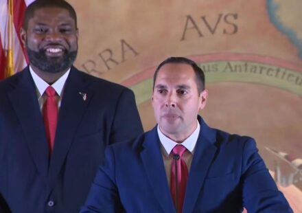 Elecciones EE UU: Hijo de exiliados cubanos será candidato a vicegobernador de Florida