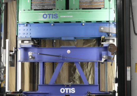 Elevator giant Otis is trying to win back Wall Street