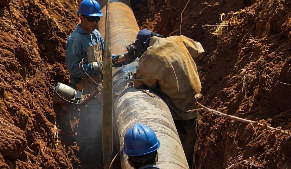 Energía: Una avería y un derrame revelan la fragilidad de los oleoductos cubanos