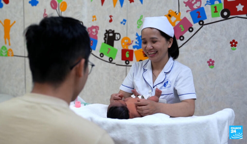 Faced with ageing population, Vietnam seeks to curb falling birthrate - Focus