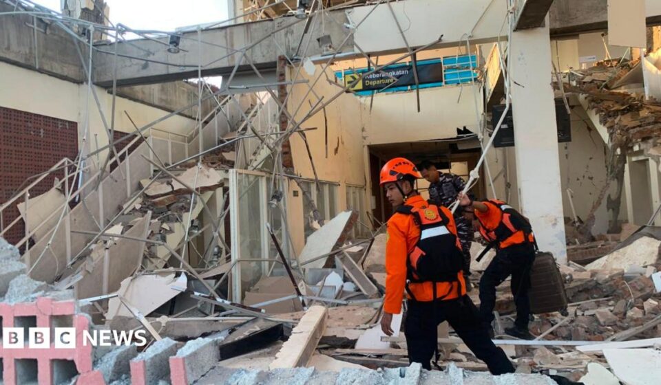 Five dead after 7.7 magnitude Indonesia earthquake