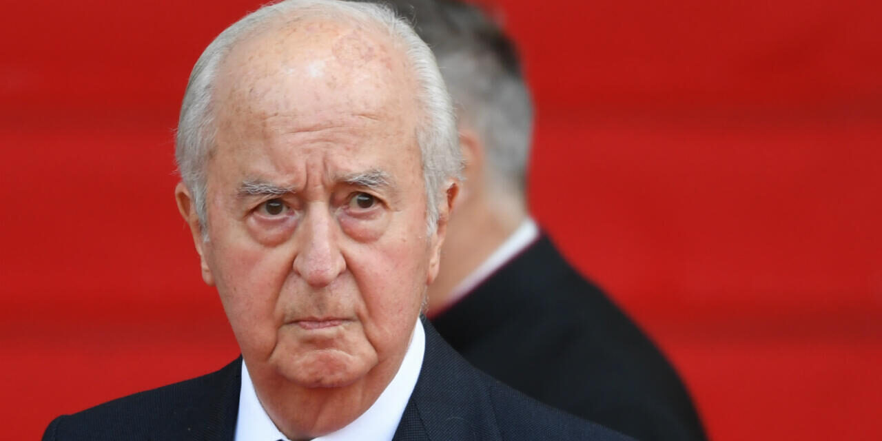 Former French prime minister Édouard Balladur dies at 97