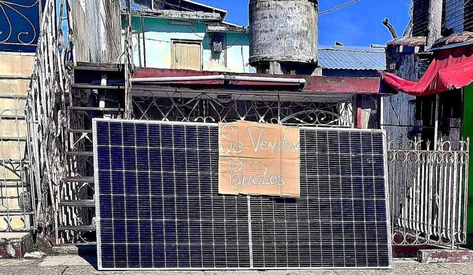 Foto del día: El sol también se cotiza en dólares en Cuba