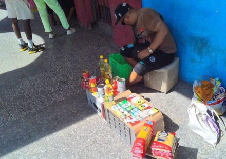 Foto del día: Un litro de aceite cuesta ya más de dos salarios mínimos