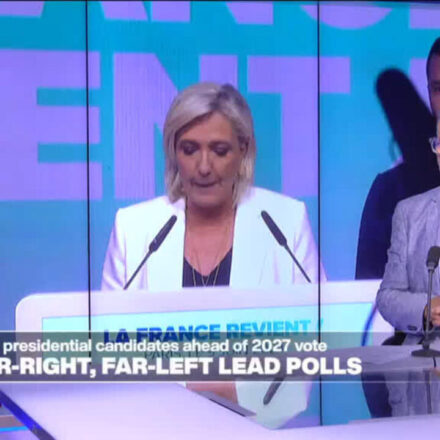 France: Far-right and far-left lead polls