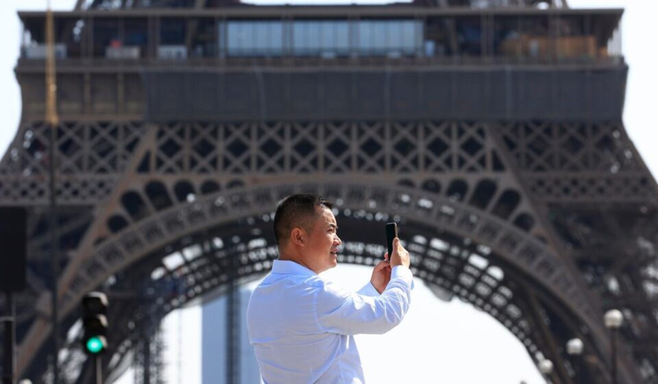 France bans unsolicited telemarketing calls to protect consumers
