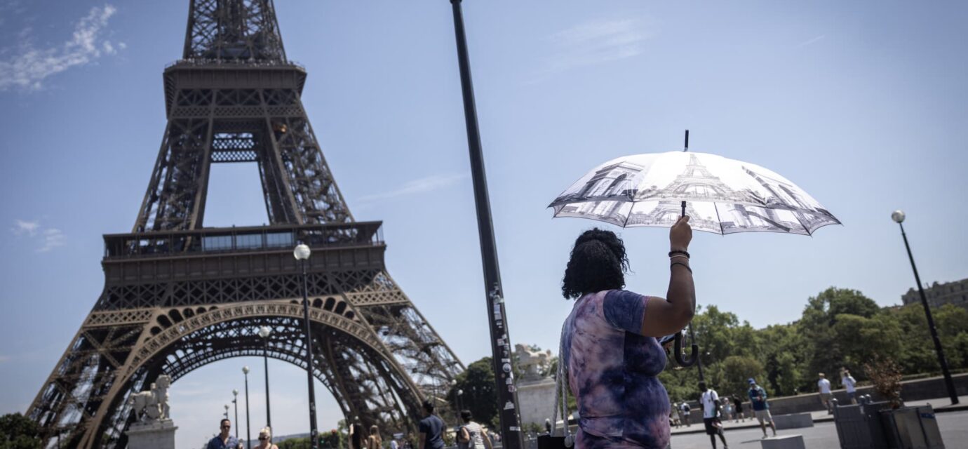 French bond yields near 2008 highs as debt and budget risks mount