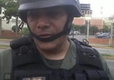 ICE: EE UU deporta a Venezuela a un ex coronel acusado de tortura