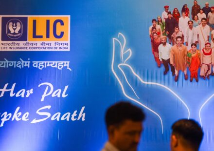 India to raise up to $3.3 billion by selling LIC stake at 10% discount