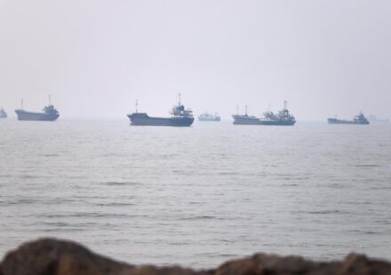 Iran says Hormuz deal with Oman in final stage as Trump signals breakthrough