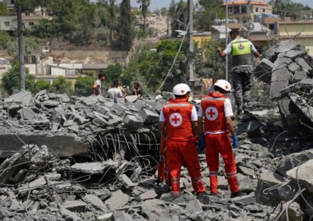Israeli strikes kill 11 in southern Lebanon, Hezbollah threatens to retaliate